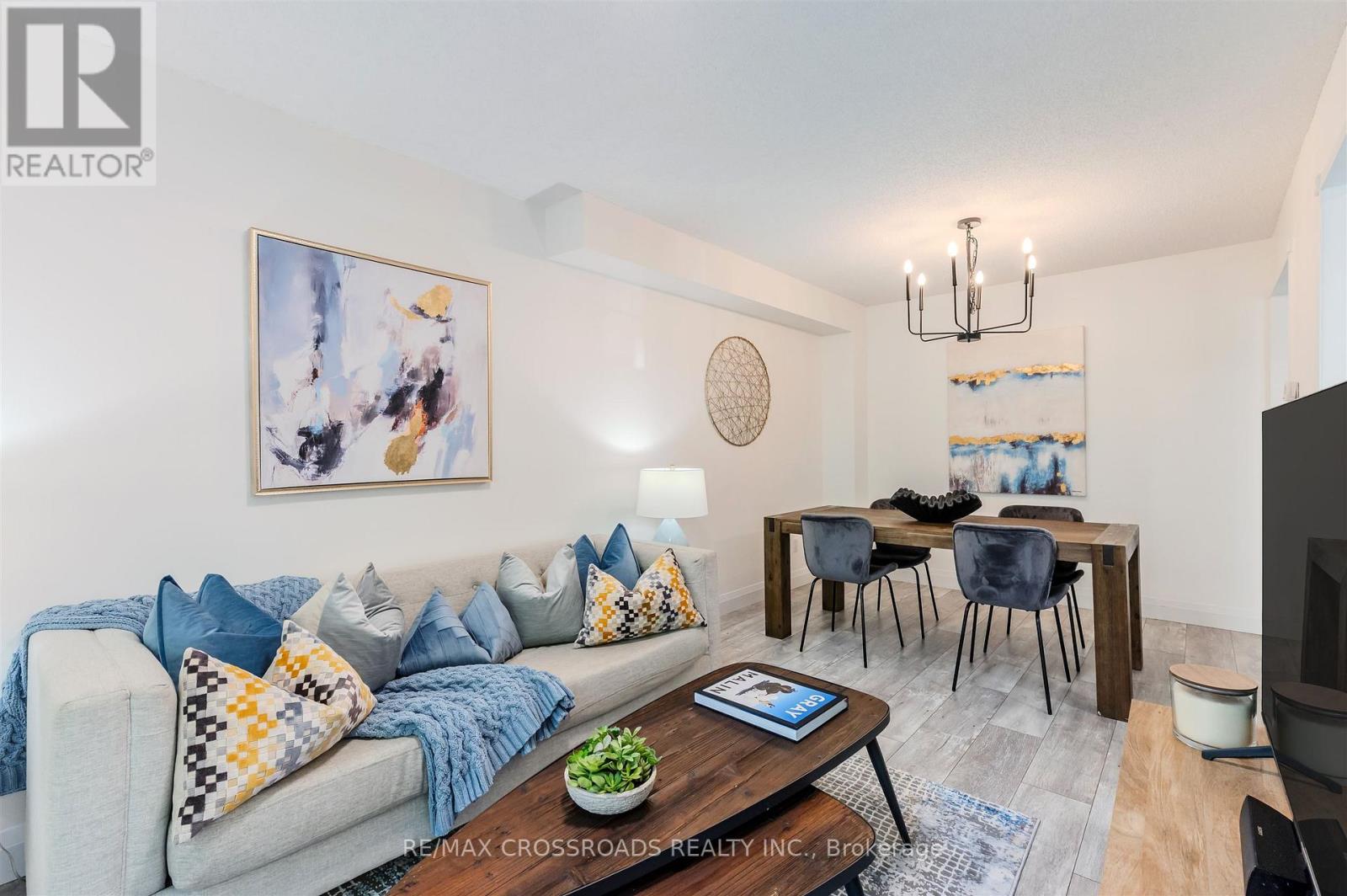 11 Moulton Ct, Clarington, ON L1E 2W4