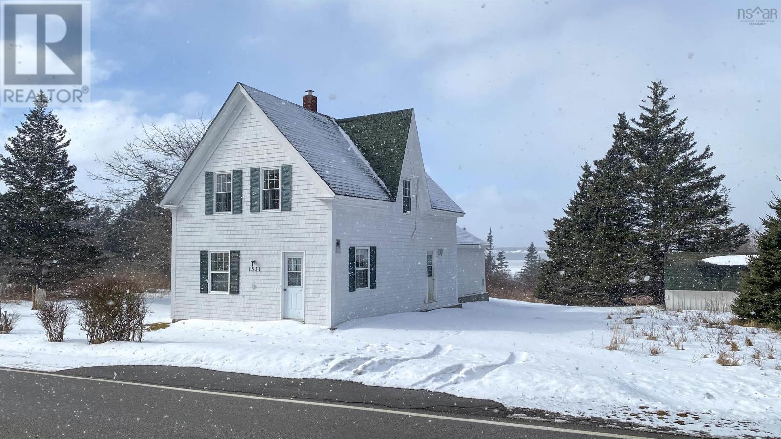 1531 Highway 3, East Pubnico, NS B0W 2A0
