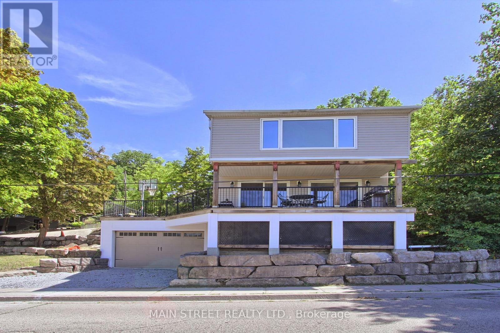 315 Cotter St, Newmarket, ON L3Y 3X9