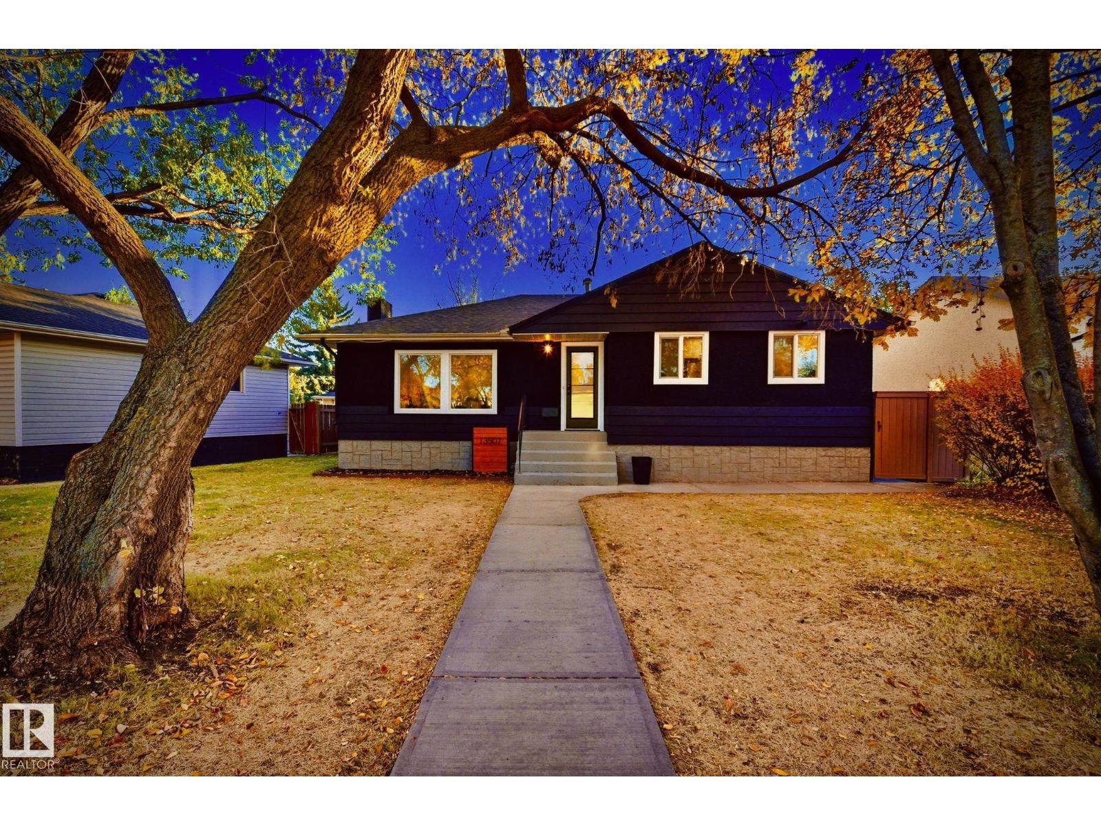 124 Av Nw Unit 13507, Edmonton, AB T5L 3A7