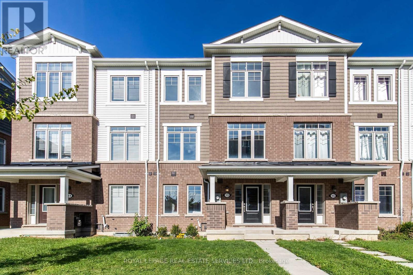13 Canoe Ln, Hamilton, ON L8K 0A3