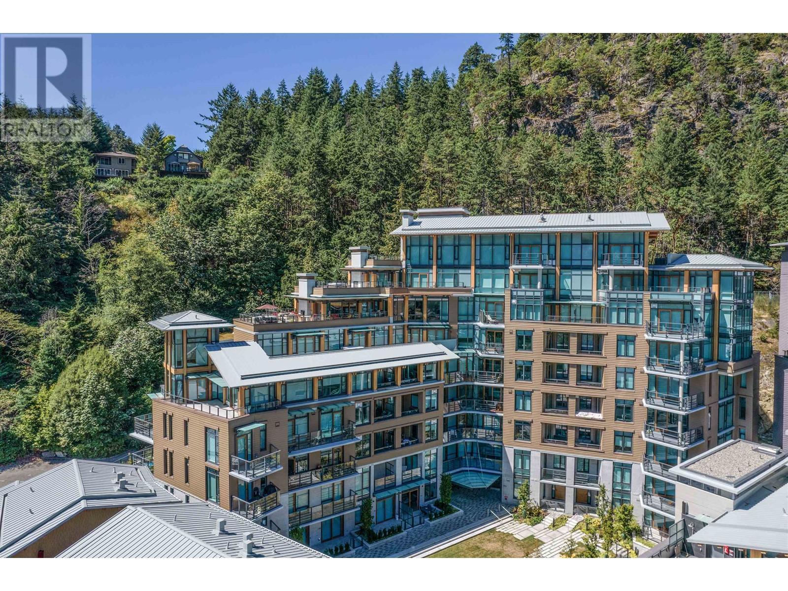 6687 Nelson Avenue Unit 409 Ave #409, West Vancouver, BC V7W 2B2