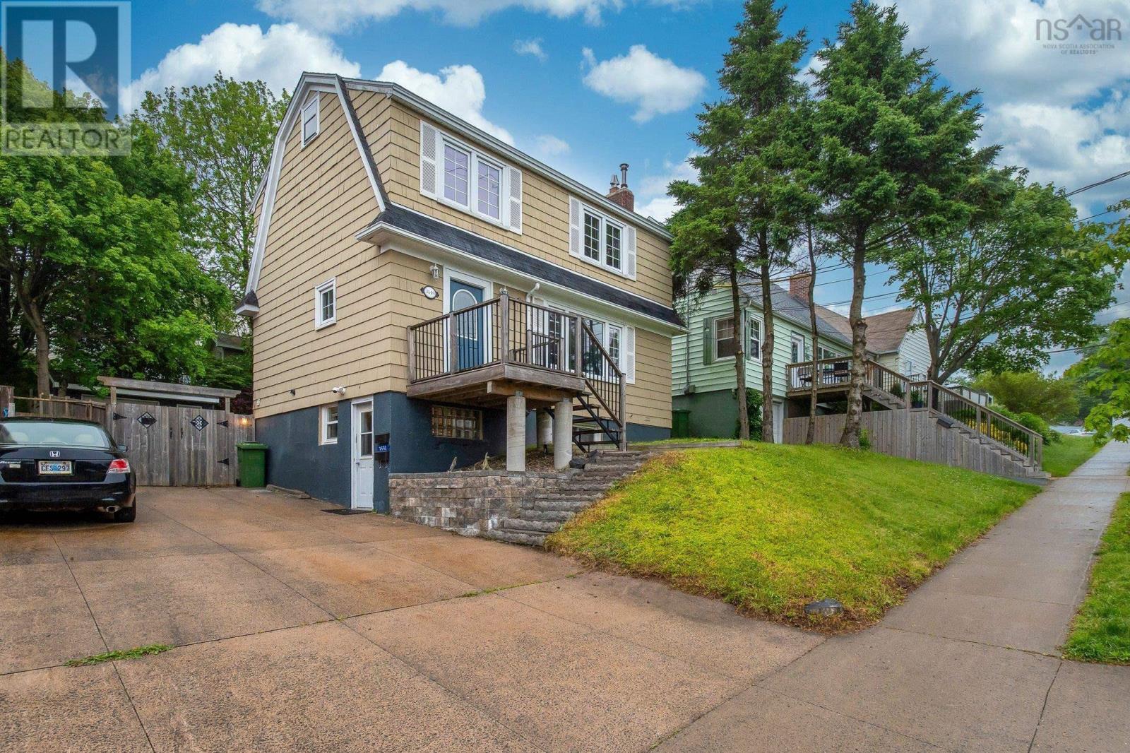 3549-3551 Claremont St, Halifax, NS B3L 3L9