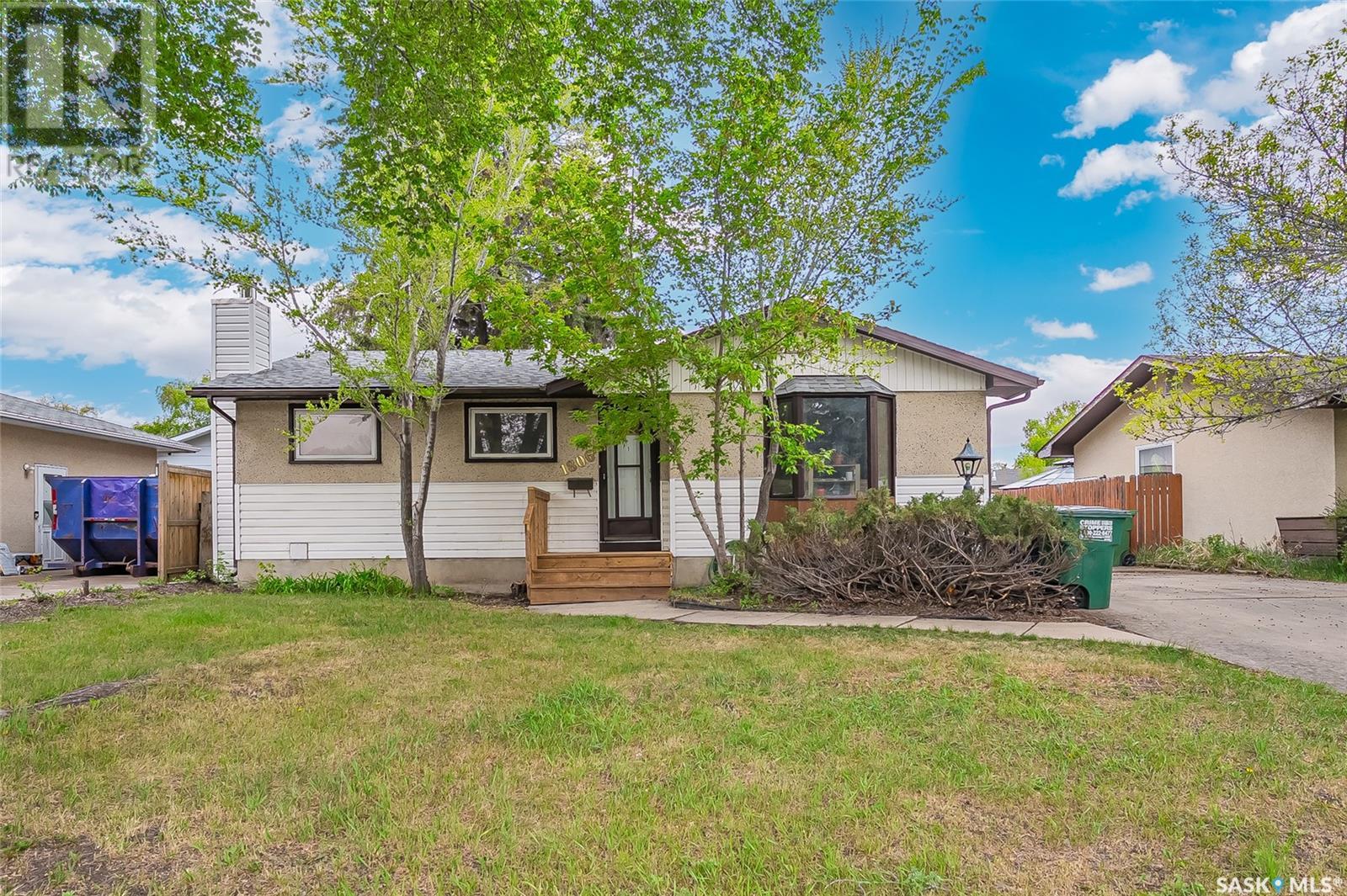 1806 Richardson Rd, Saskatoon, SK S7L 4B5