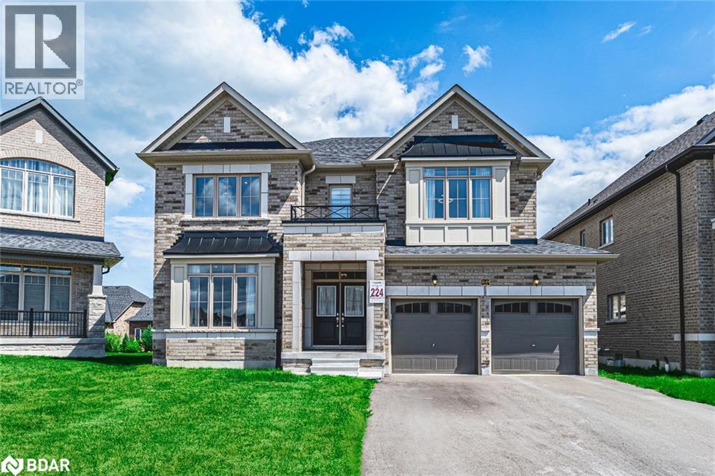 1649 Corsal Ct, Innisfil, ON L9S 0P8