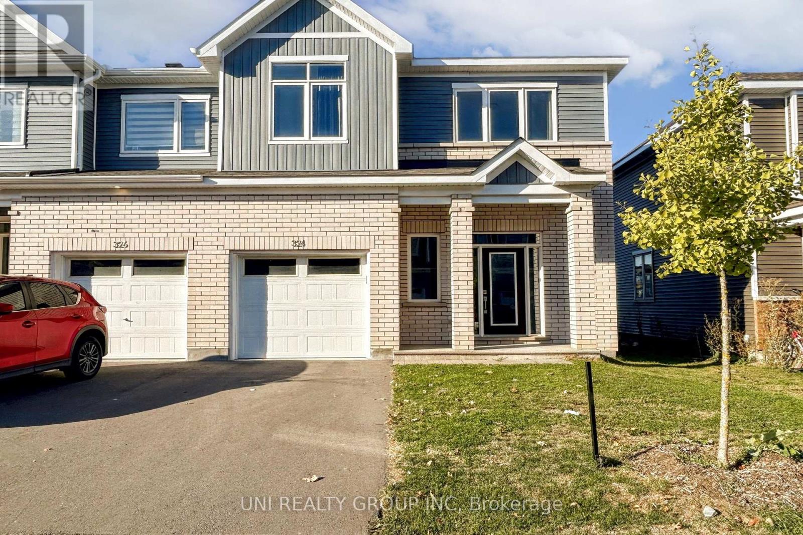 324 Canadensis Ln, Ottawa, ON K2J 6X8