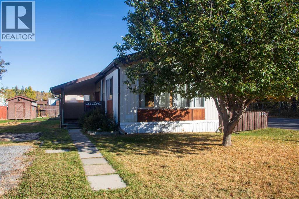 4 Street Nw Unit 320, Sundre, AB T0M 1X0