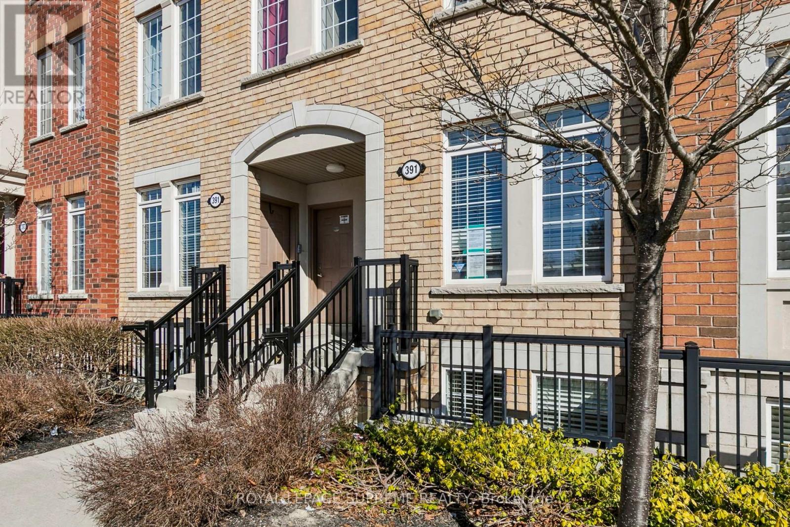 79 391 Beechgrove Dr, Toronto, ON M1E 4A2