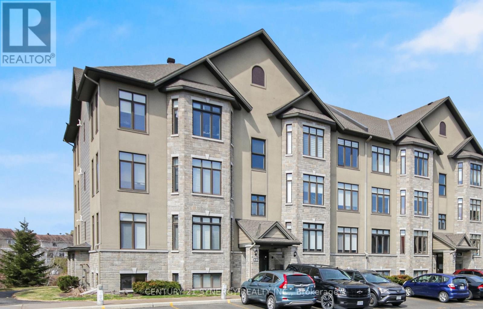 7 50 Prestige Cir, Ottawa, ON K4A 0W9
