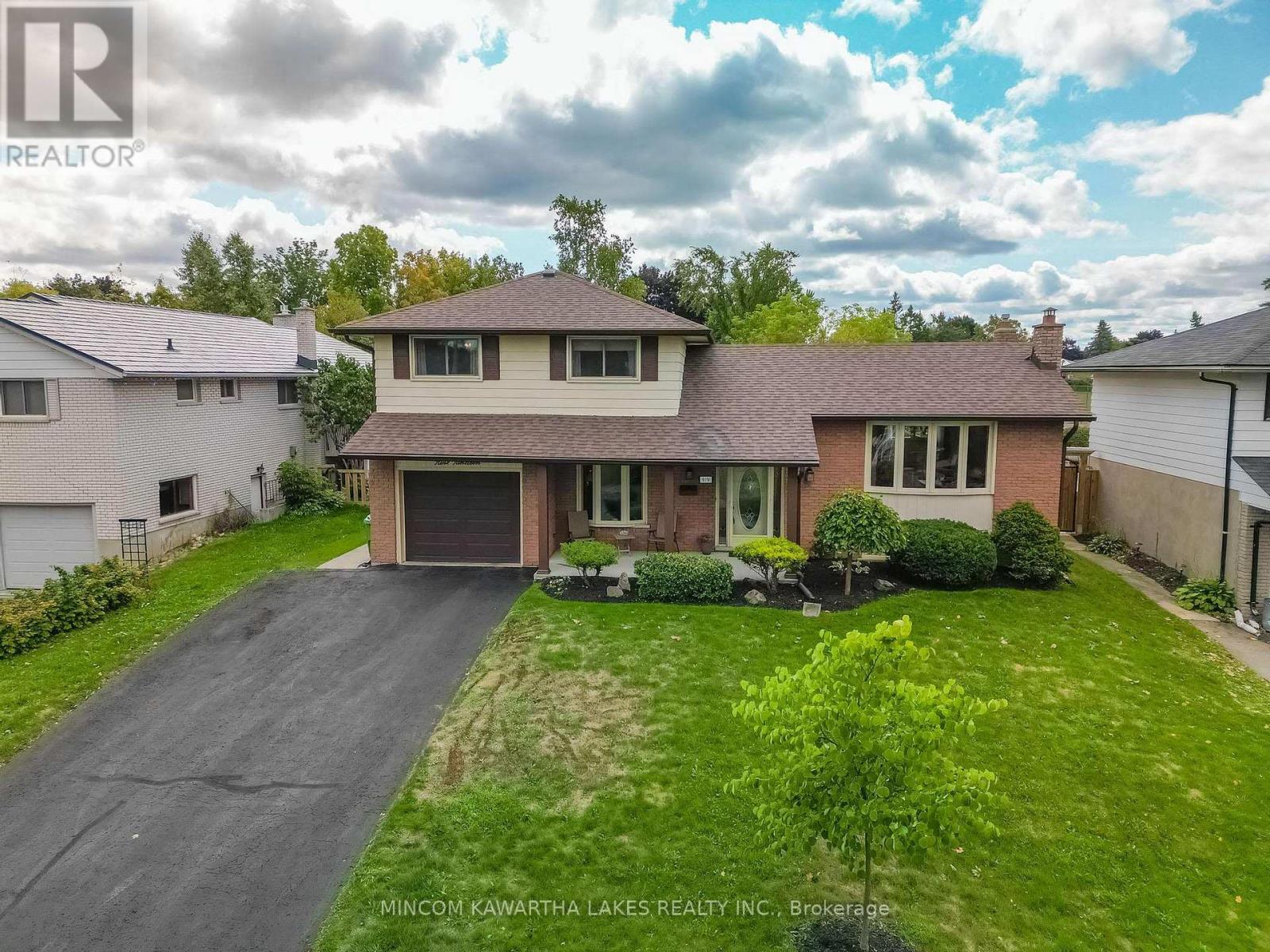 919 Sydenham Rd Ward 4 Rd, Peterborough, ON K9J 1K5
