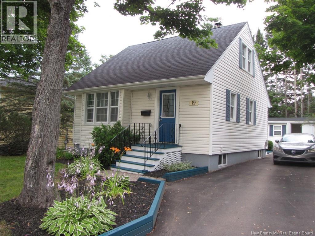 19 Fundy Rd, Riverview, NB E1B 1E1
