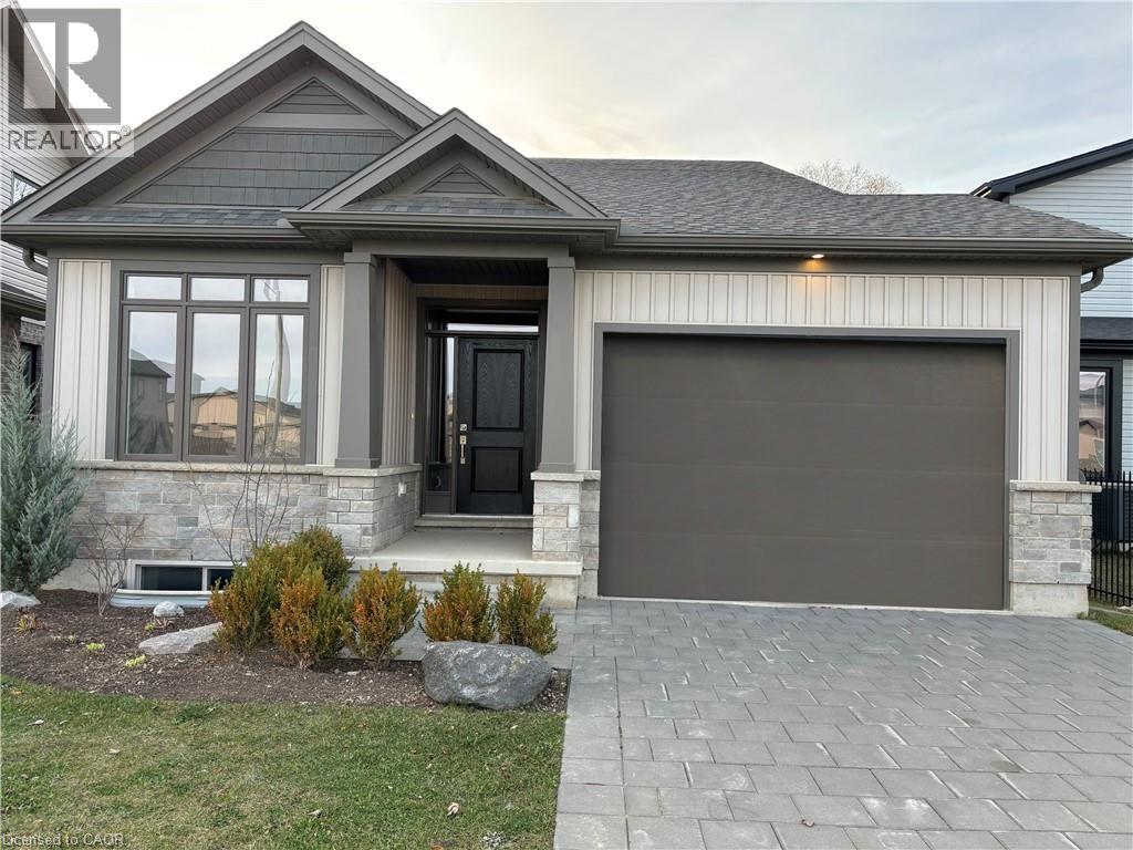 668 Chelton Rd, London, ON N6M 0A1
