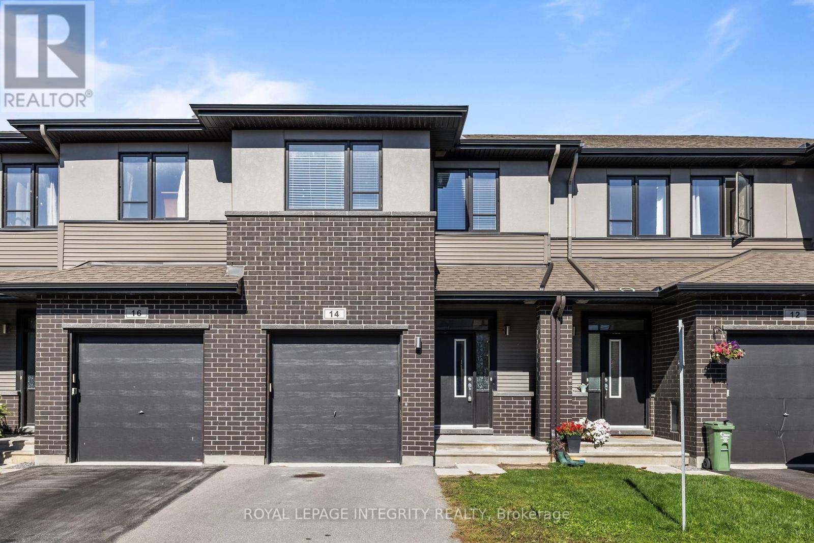 14 Hackney Private, Ottawa, ON K2V 0K8