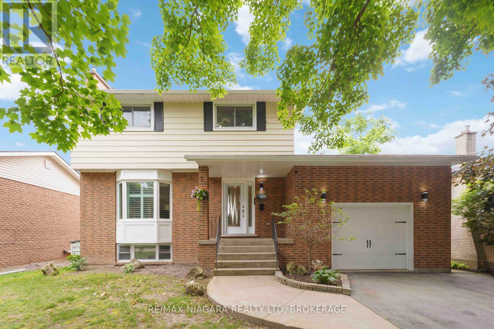 48 Michael Dr S, Port Colborne, ON L3K 3C2