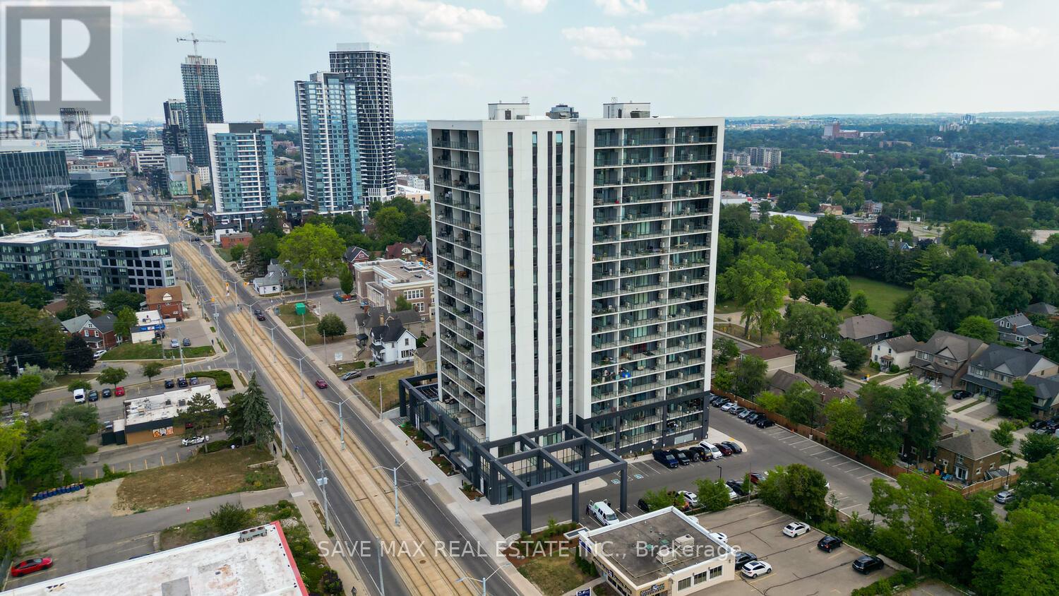 411 741 King St W, Kitchener, ON N2G 0E9