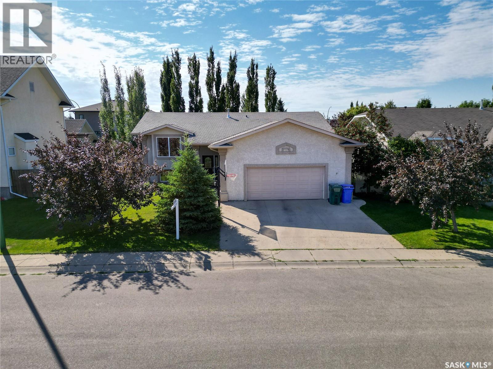 615 Casey Rd, Prince Albert, SK S6V 8C9