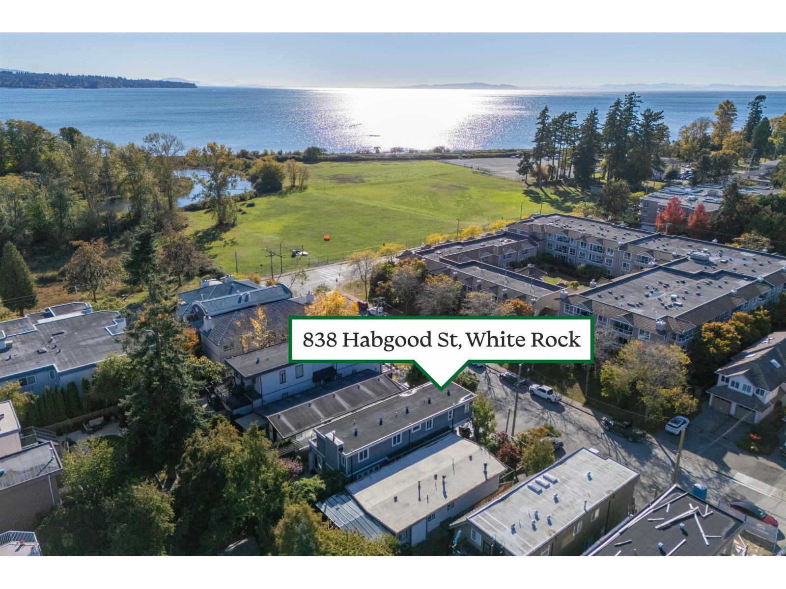 838 Habgood St, White Rock, BC V4B 4W3