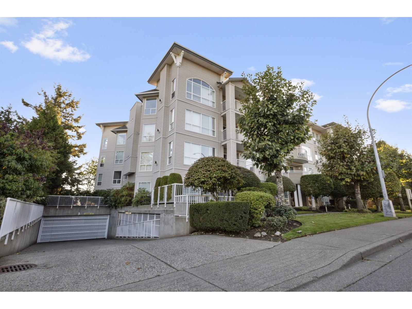 32120 Mt Waddington Avenue Unit 206, Abbotsford, BC V2T 2E8