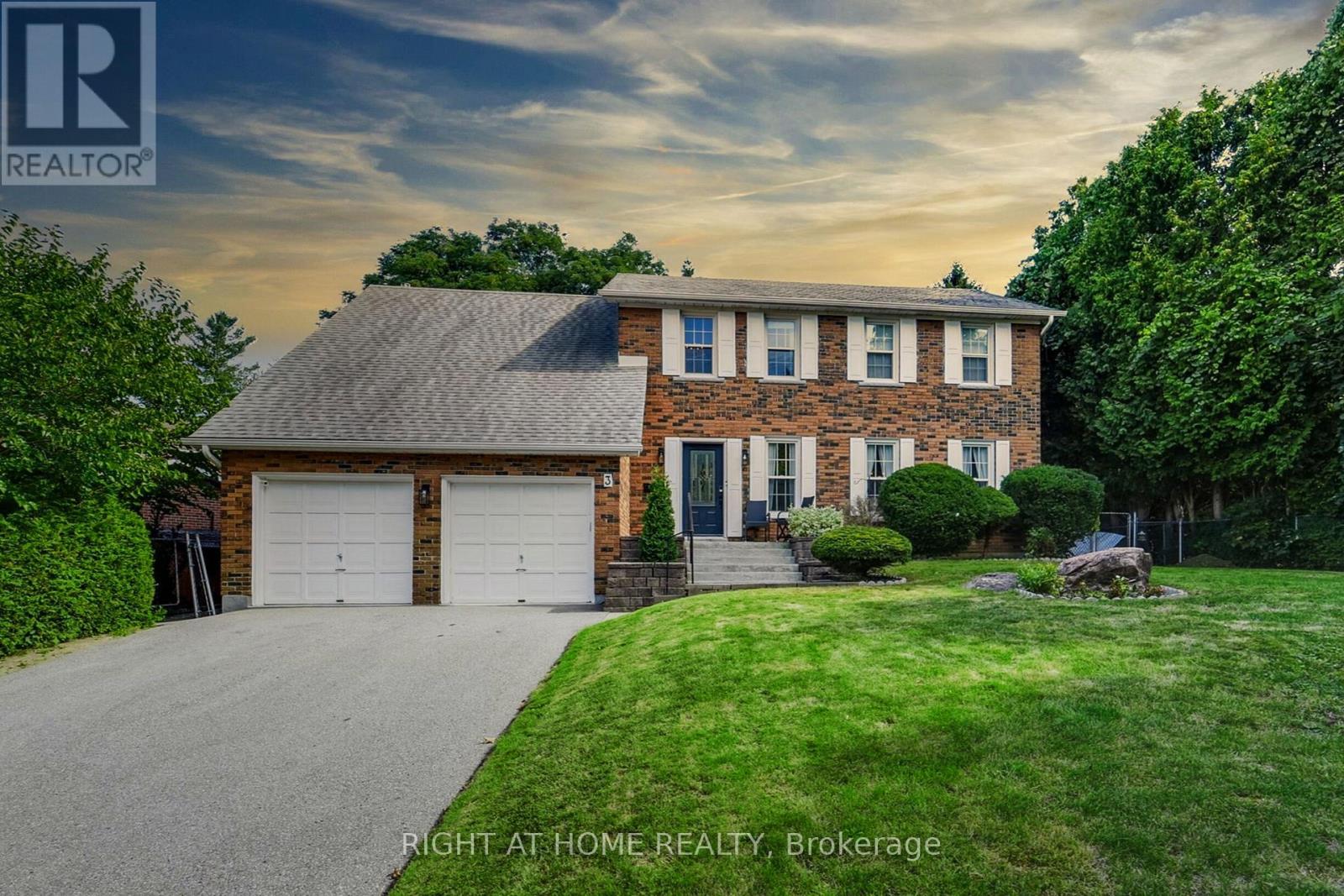 3 Jean Dempsey Gate, Toronto, ON M1C 3C1
