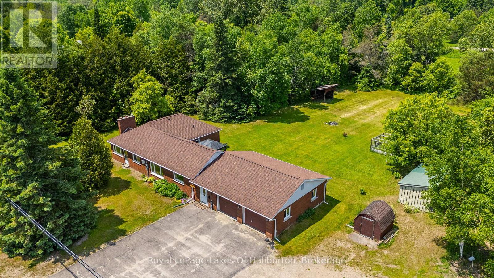 3875 Loop Rd, Dysart and Others, ON K0L 1X0