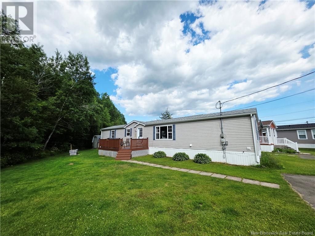 19 Telex Ln, Dieppe, NB E1A 7C8