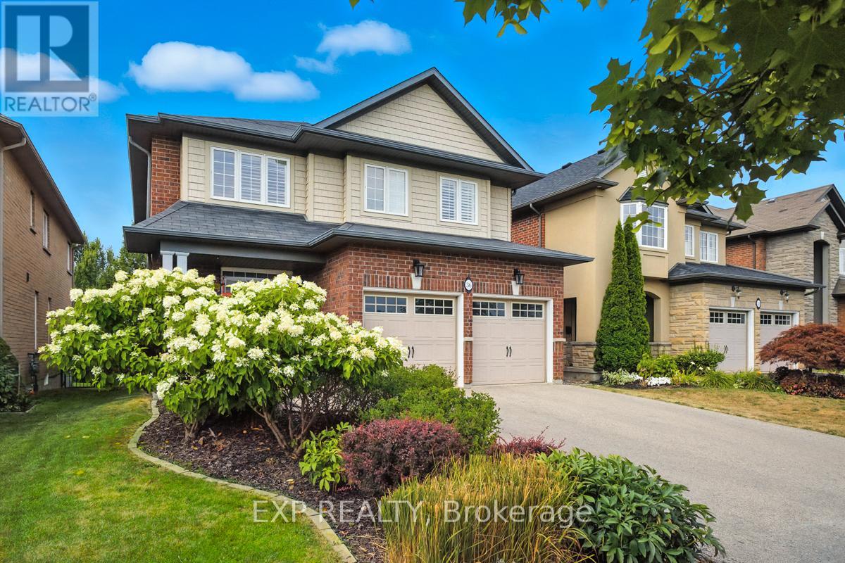 36 Secinaro Ave, Hamilton, ON L9G 0C6