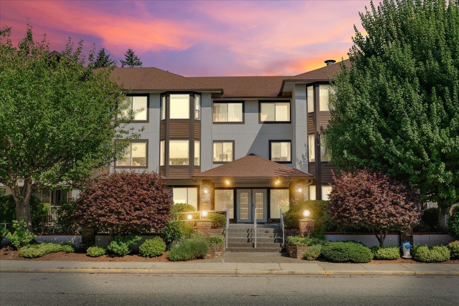 33375 Mayfair Avenue Unit 308, Abbotsford, BC V2S 1P4