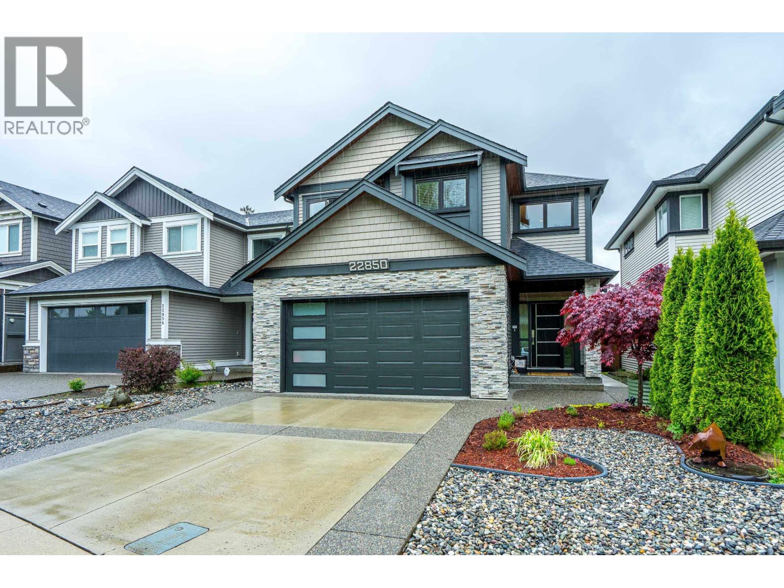 22850 Gilbert Dr, Maple Ridge, BC V4R 0G4