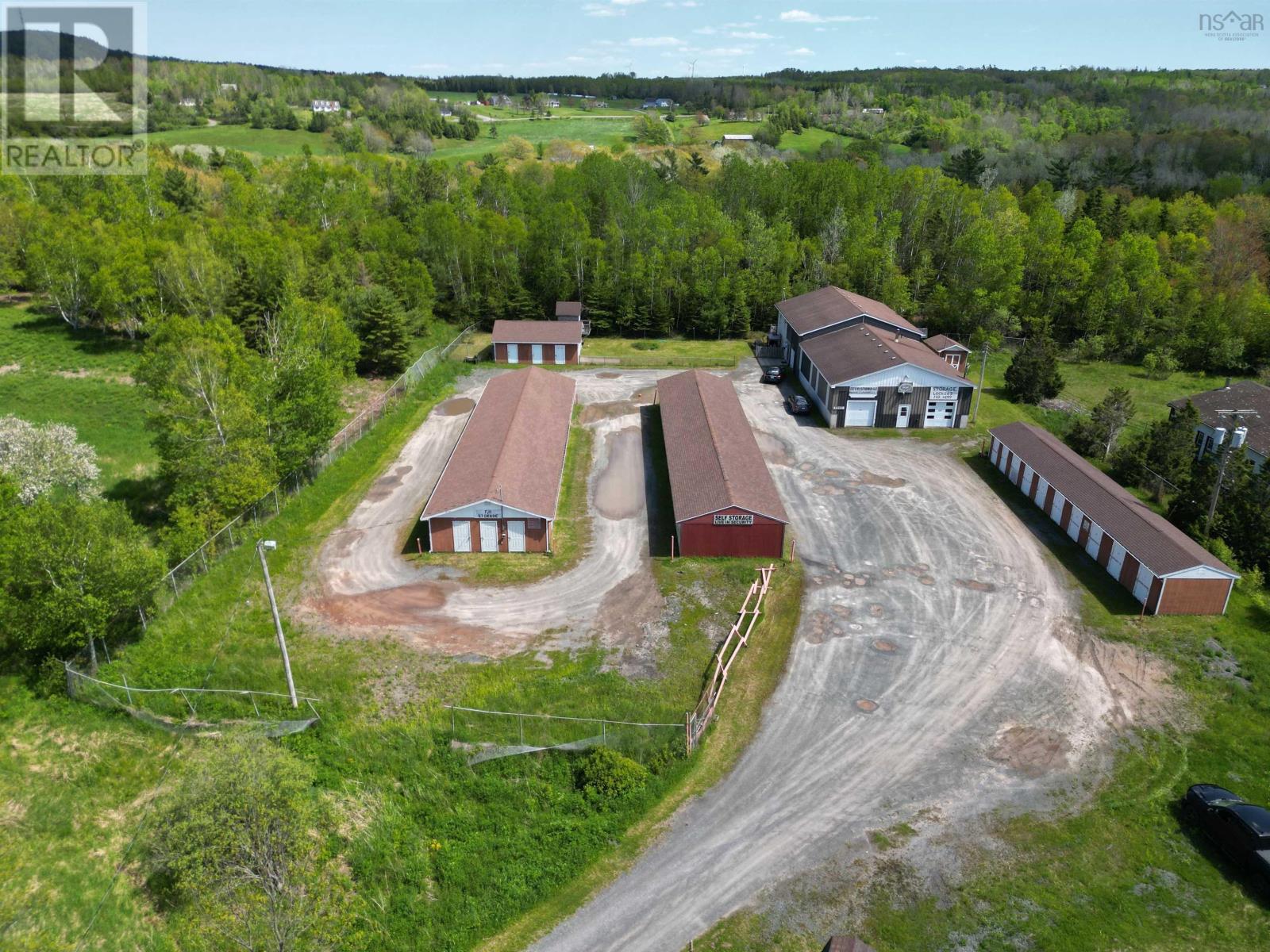 5982 Stellarton Trafalgar Rd, Stellarton, NS B0K 1S0
