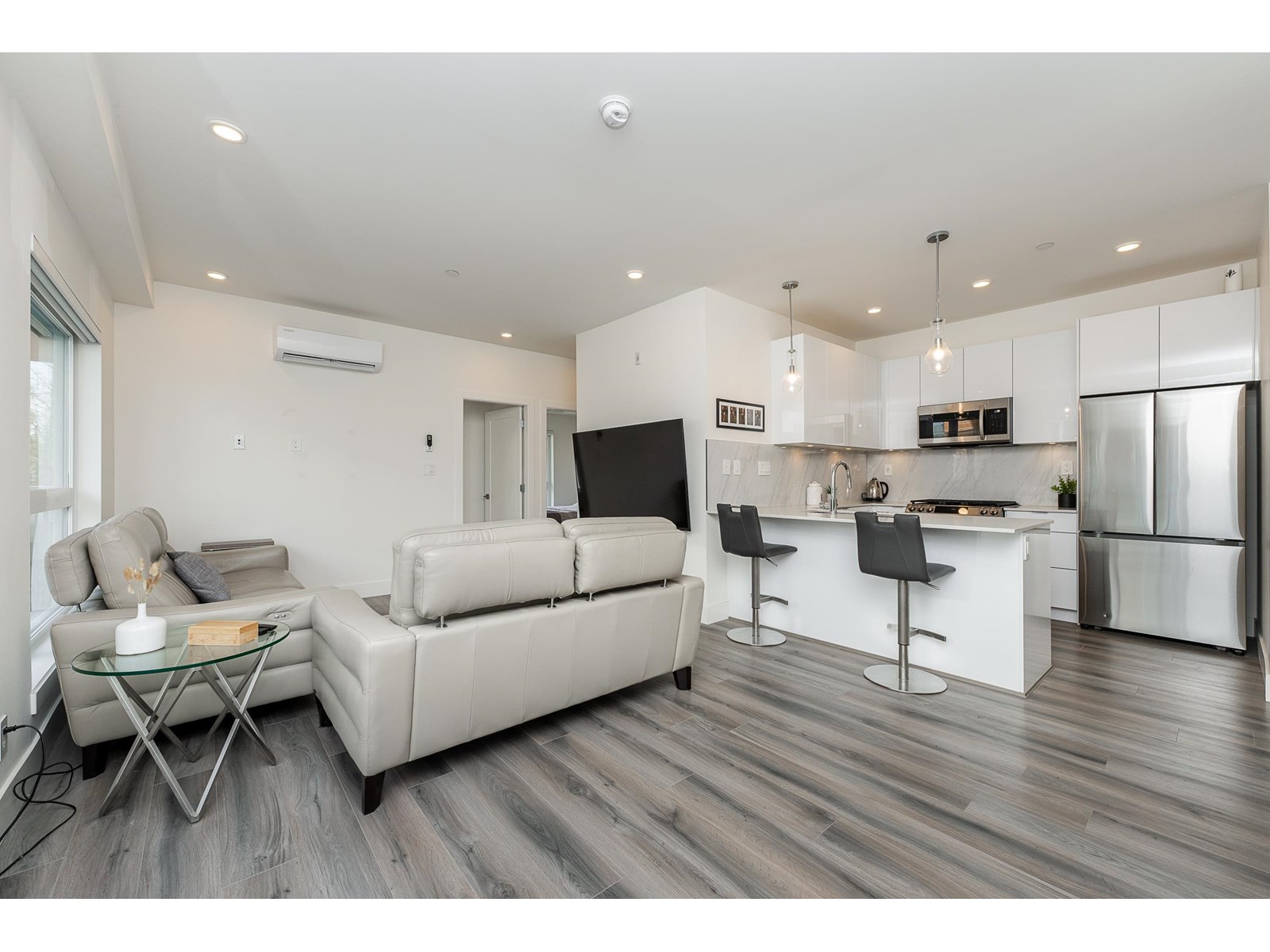 8447 202 Street #a303, Langley, BC V2Y 2B7