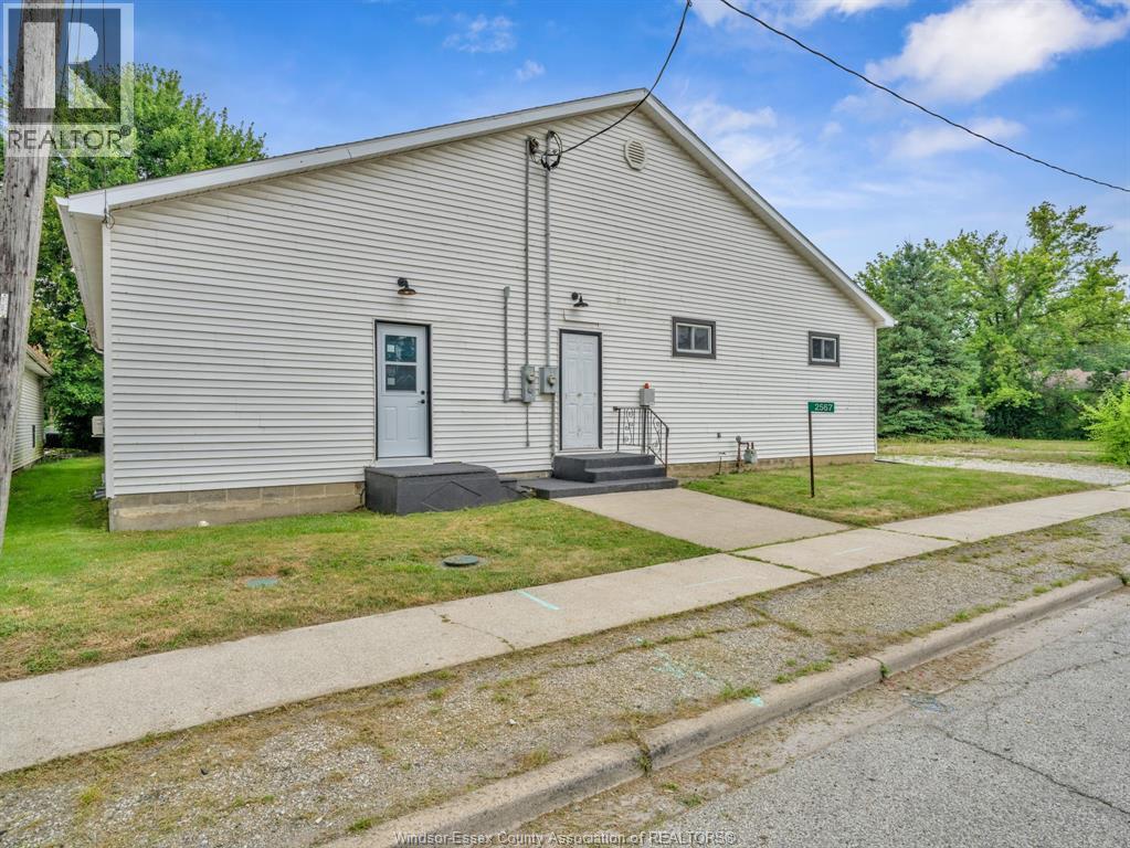 2567 County Rd 27, Lakeshore, ON N0R 1V0