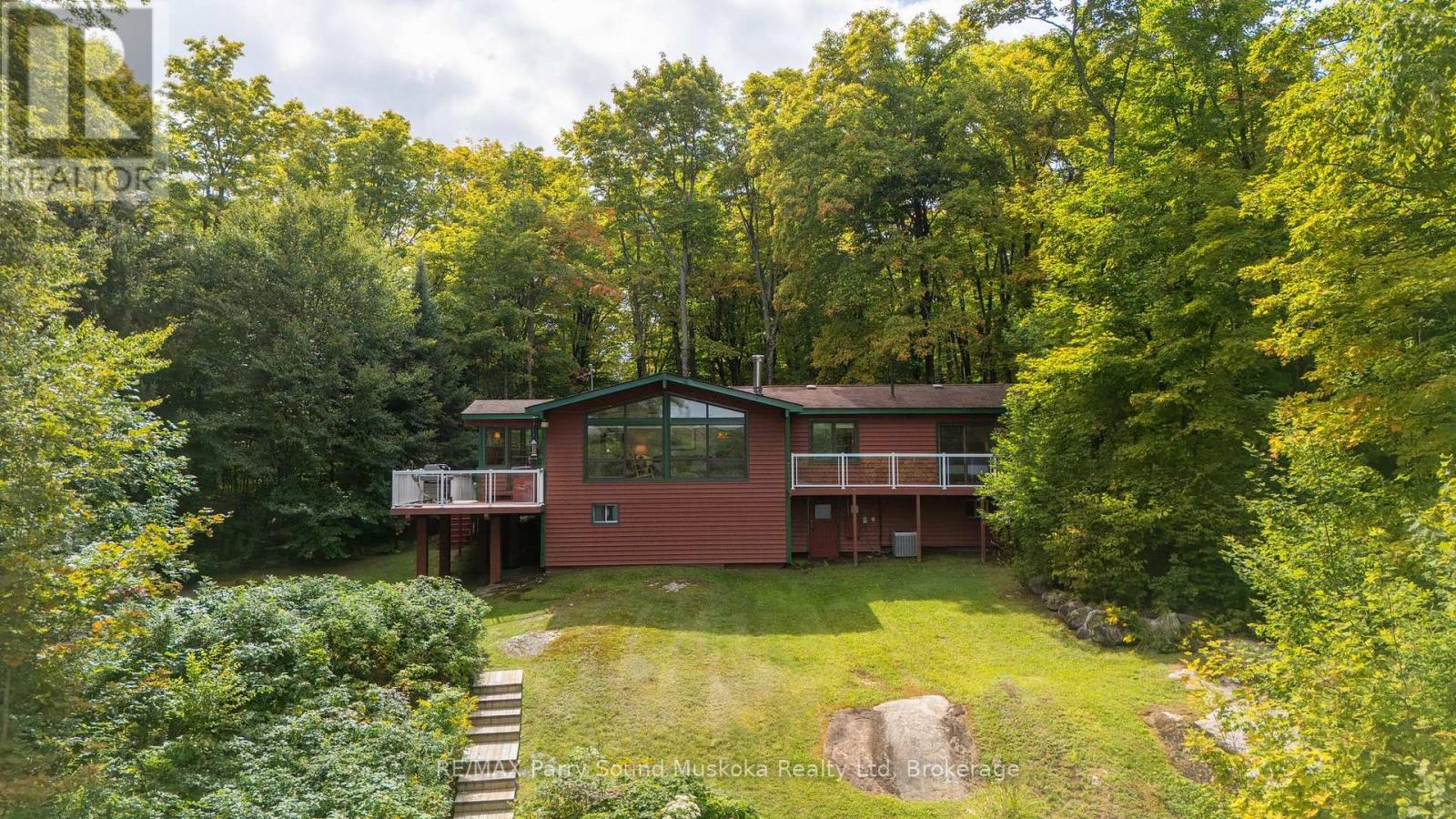 23 Browns Lake Rd, Seguin, ON P2A 2W8