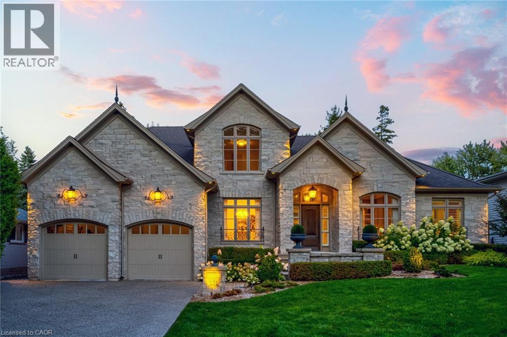 131 Lowden Ave, Ancaster, ON L9G 3A4