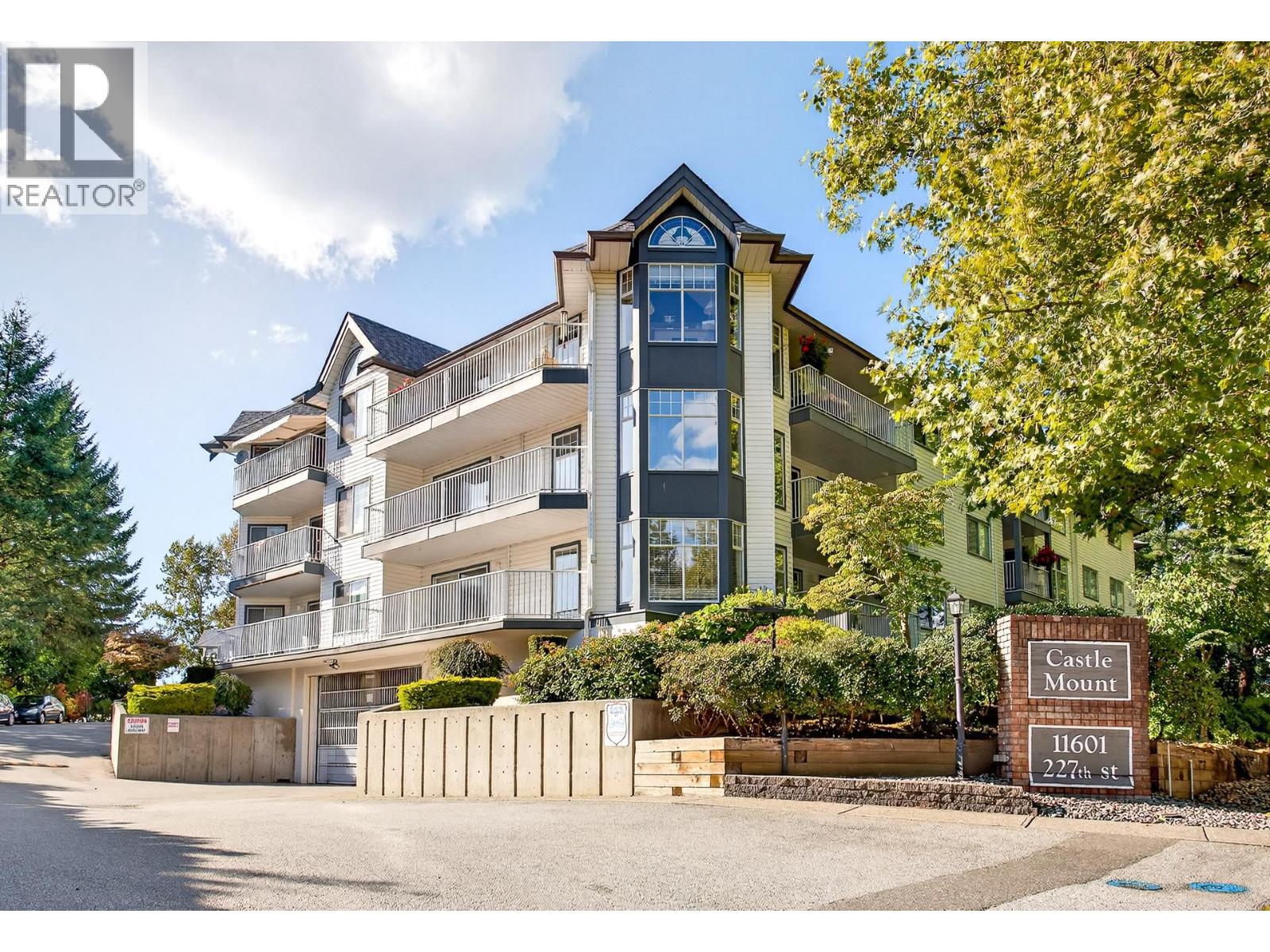 11601 227 Street Unit 301, Maple Ridge, BC V2X 0J7