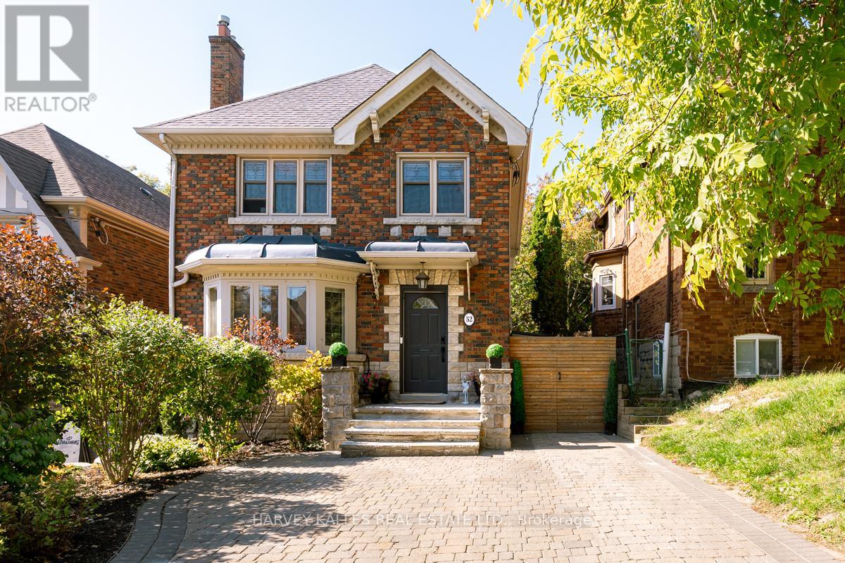 52 Castle Knock Rd, Toronto, ON M5N 1H3