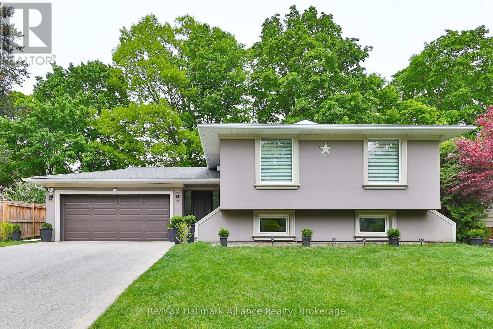 495 Brookmill Rd, Oakville, ON L6J 5K6
