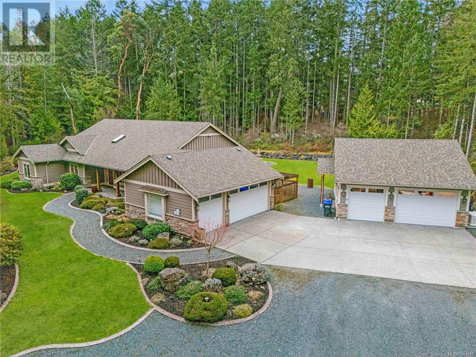 700 Wildgreen Way, Parksville, BC V9P 0A5