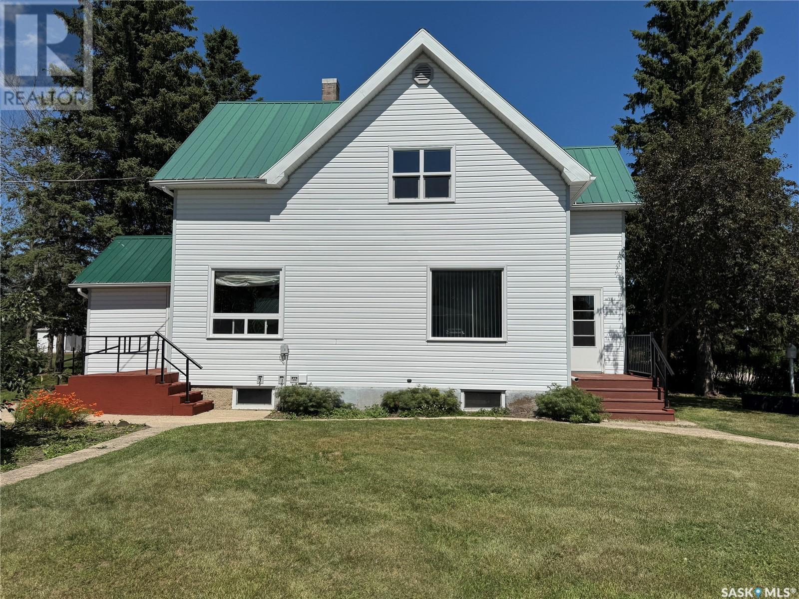 521 Main St, Raymore, SK S0A 3J0