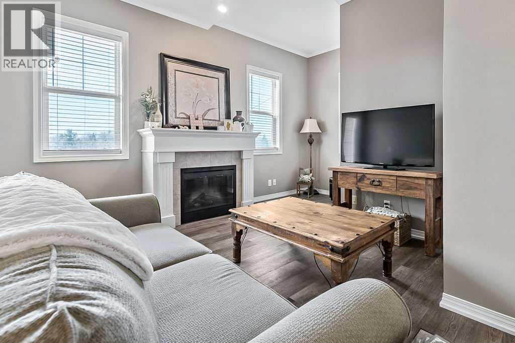 144 Crescent Road Unit 205, Okotoks, AB T1S 1K2