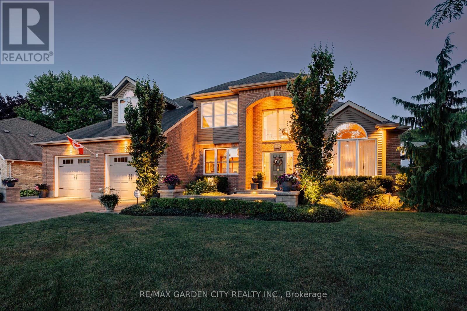 3623 Glen Elgin Dr, Lincoln, ON L0R 1S0
