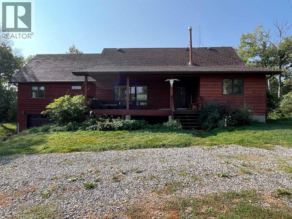 3015 Twp Rd 7-2, Pincher Creek, AB T0K 1W0