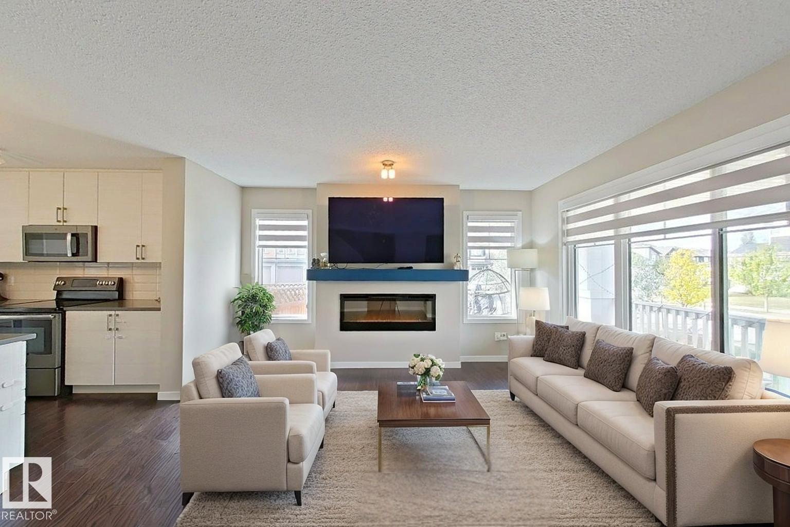 4303 Prowse Link SW, Edmonton, AB T6W 3A7