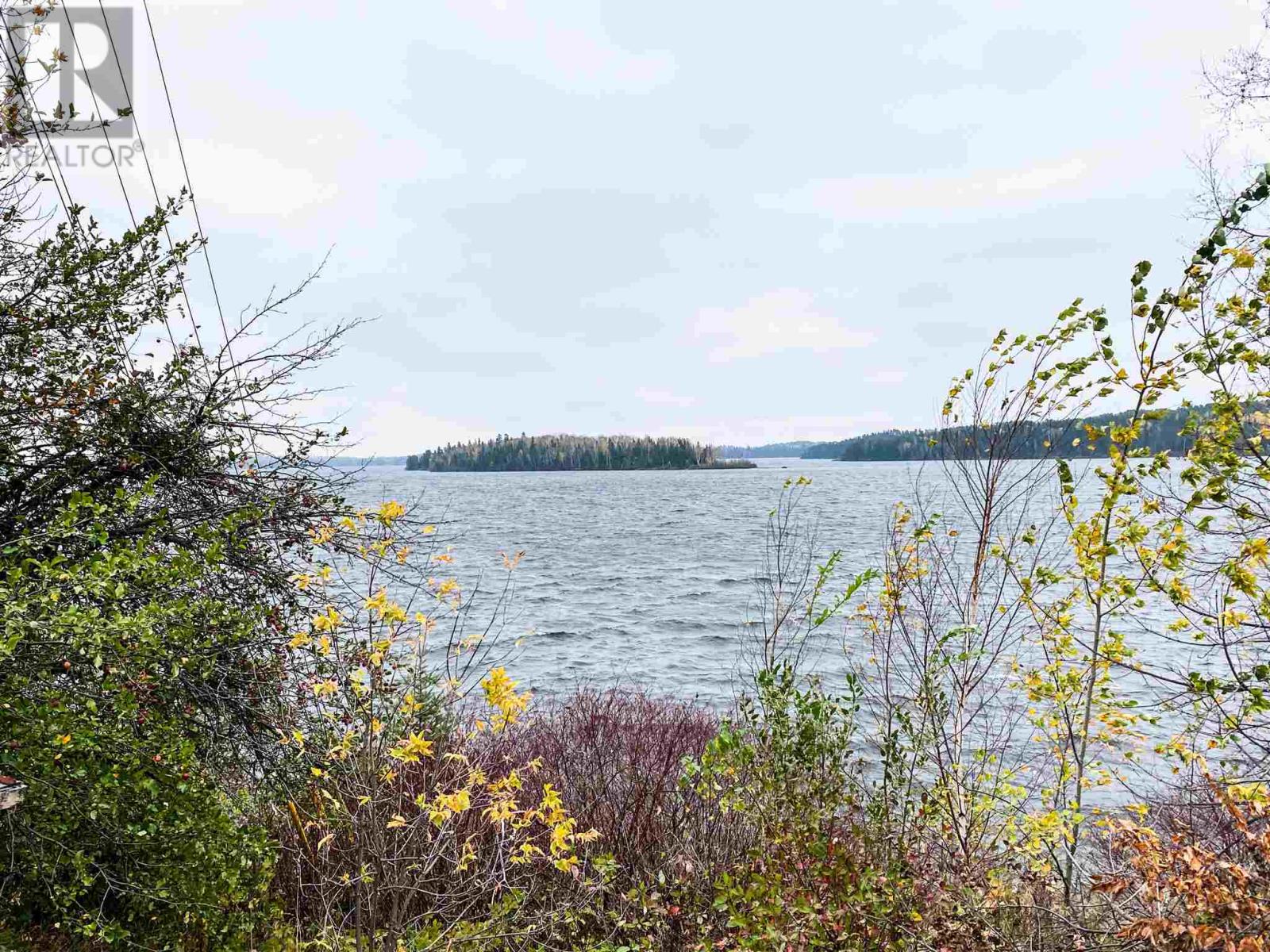 27 Howey St, Red Lake, ON P0V 2M0