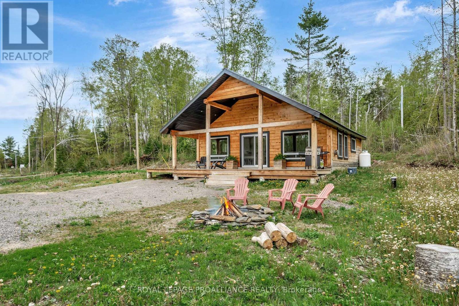 34 Elm Ln, Tudor and Cashel, ON K0L 1W0