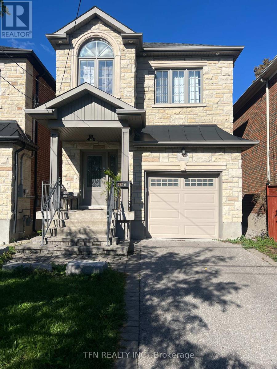 282 Aylesworth Ave #b, Toronto, ON M1N 2K2