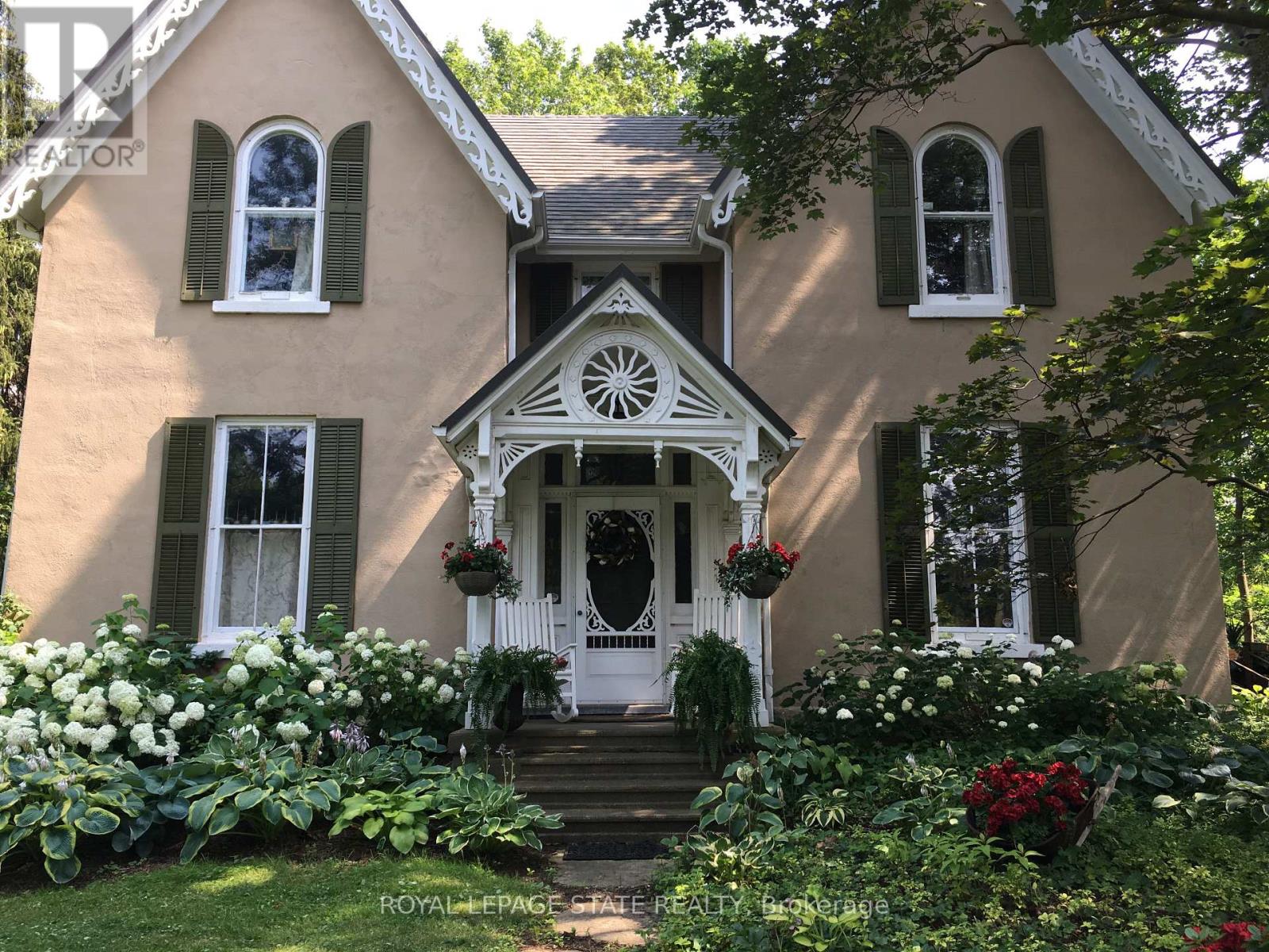 340 Dundas St E, Hamilton, ON L0R 1H2
