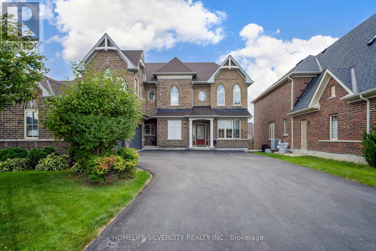8 Mitchell Cres, Mono, ON L9W 6W6