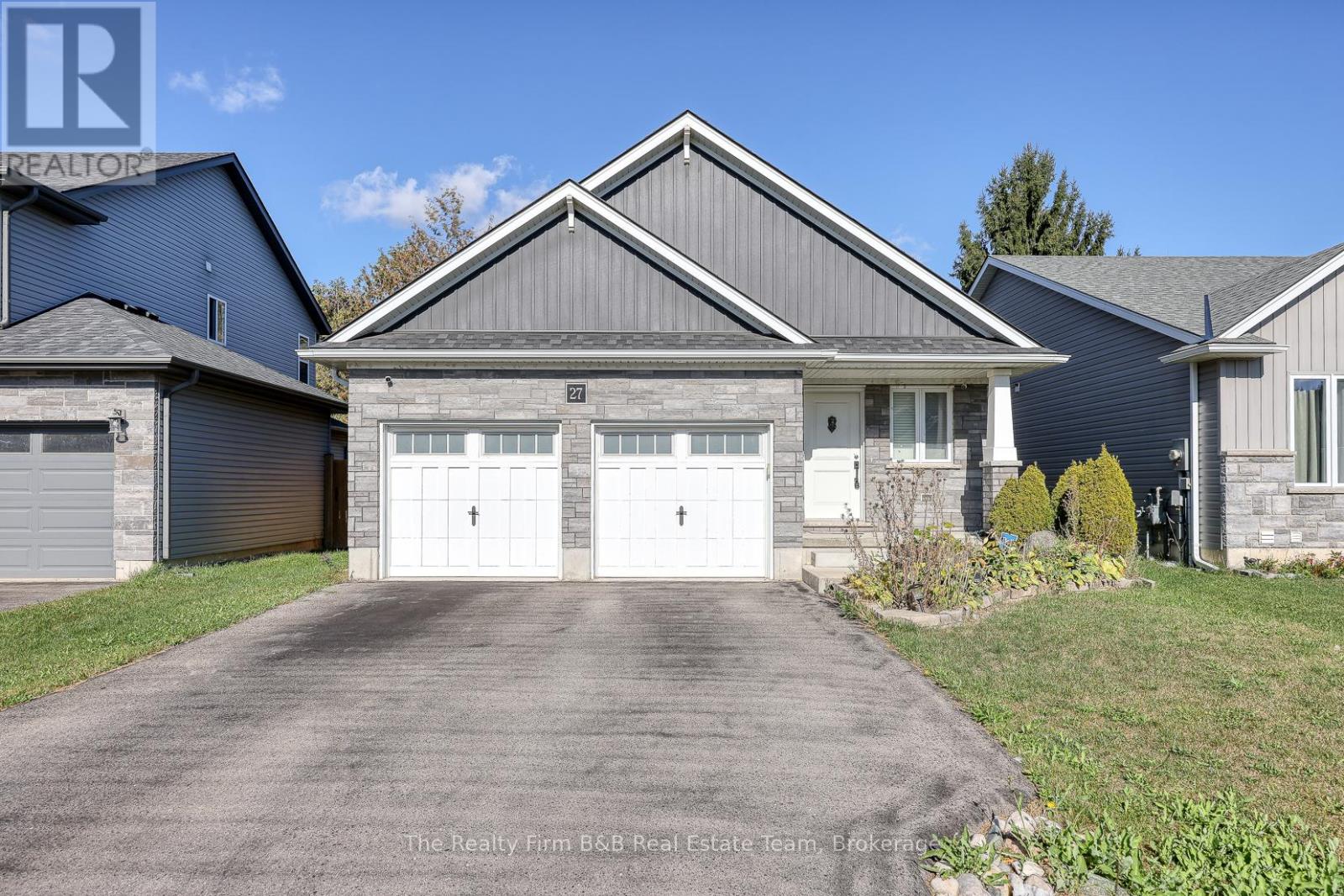 27 Reeves Rd, Ingersoll, ON N5C 0E1