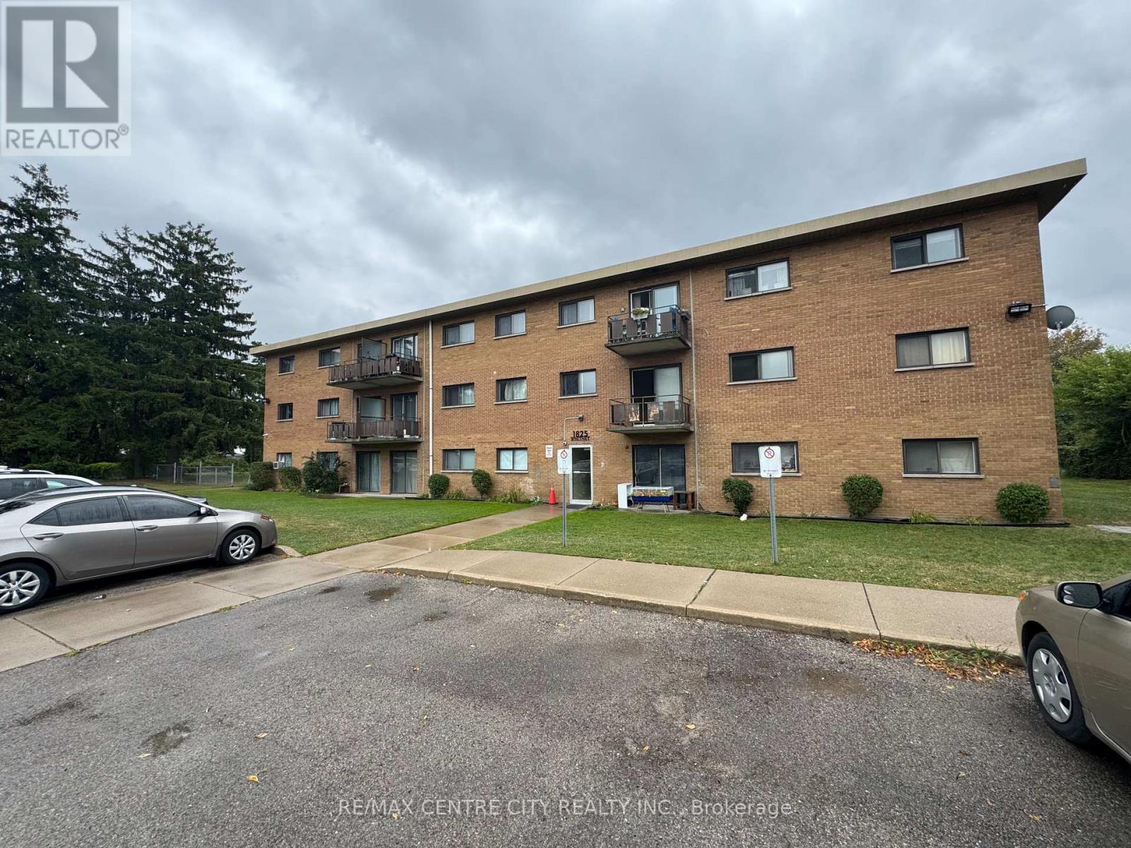 307 1825 Whitney St, London, ON N5W 2W3