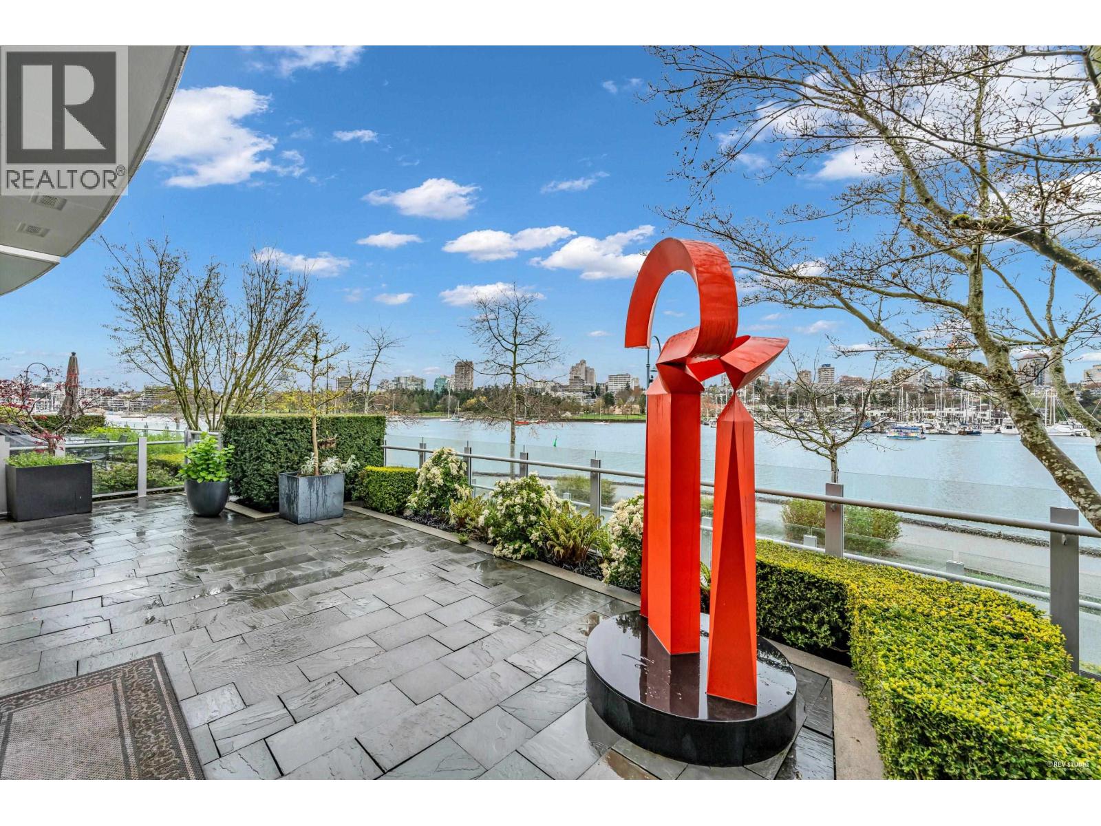 1576 Homer Mews, Vancouver, BC V6Z 0A6